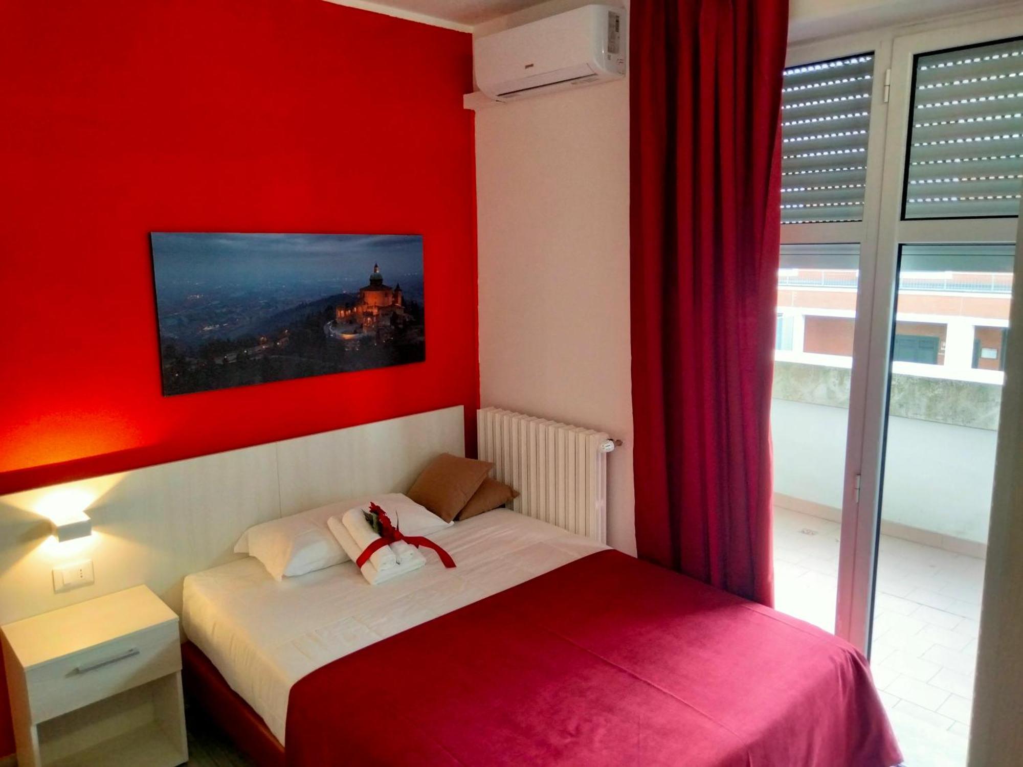 Bed End Breakfast Mary'S Tower Hotel Bologna Eksteriør billede