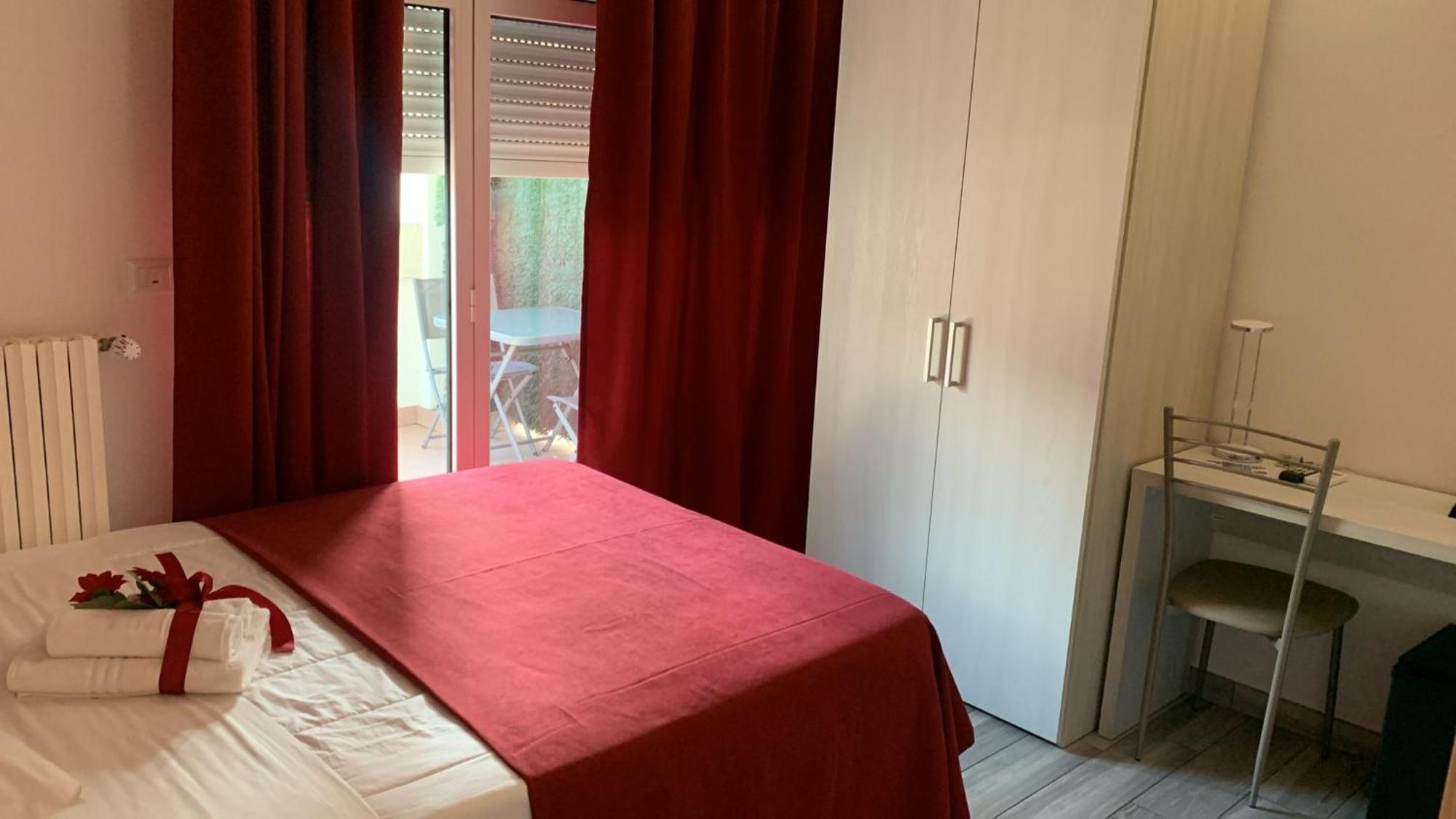 Bed End Breakfast Mary'S Tower Hotel Bologna Eksteriør billede