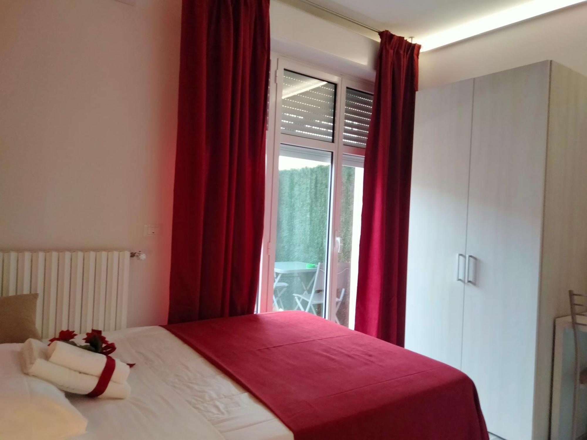 Bed End Breakfast Mary'S Tower Hotel Bologna Eksteriør billede