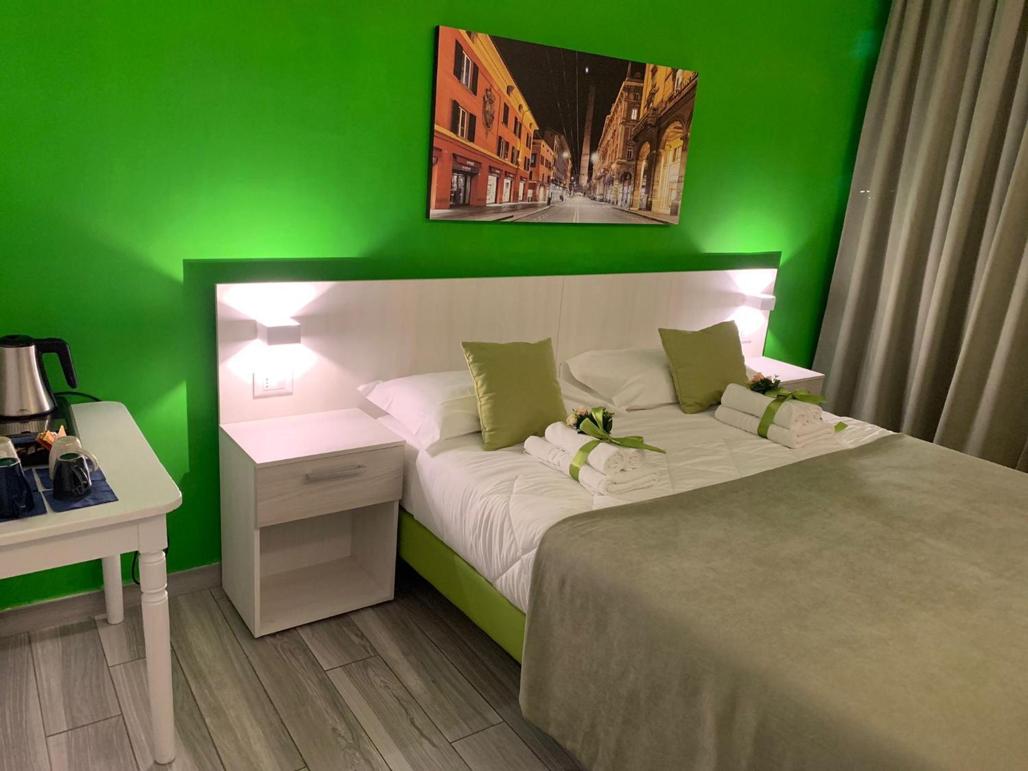 Bed End Breakfast Mary'S Tower Hotel Bologna Eksteriør billede